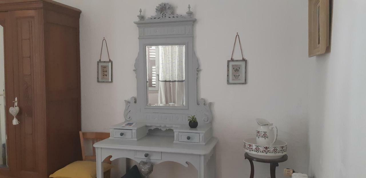 Casa San Salvadore Favalello Екстериор снимка